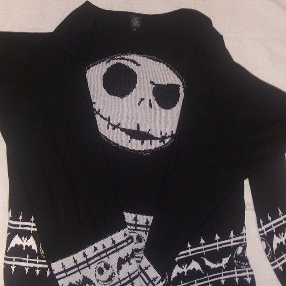 Disney Sweaters - Nightmare Before Christmas Medium Cardigan